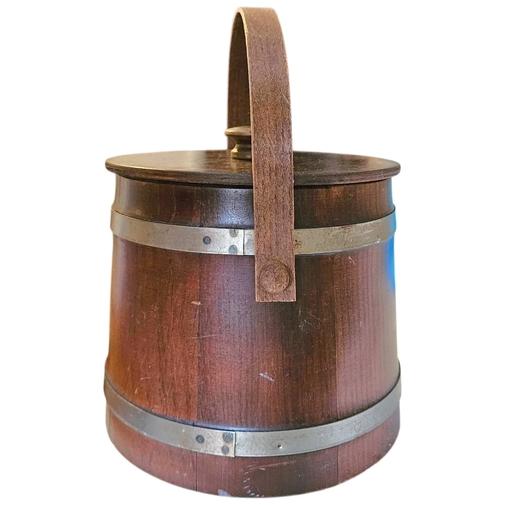 VTG Baskettville Putney VT Firkin Wood Ice Bucket Barrel Style Lid Liner Handle